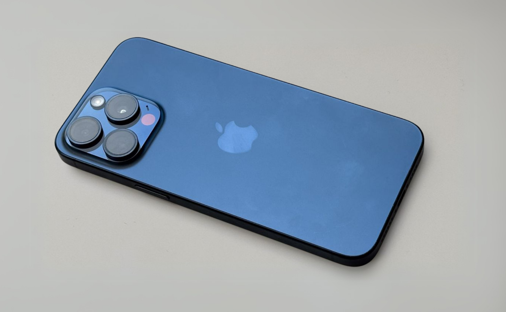 Iphone 15 Pro Colours: A Material-Driven Guide Iphone 15 pro in blue titanium