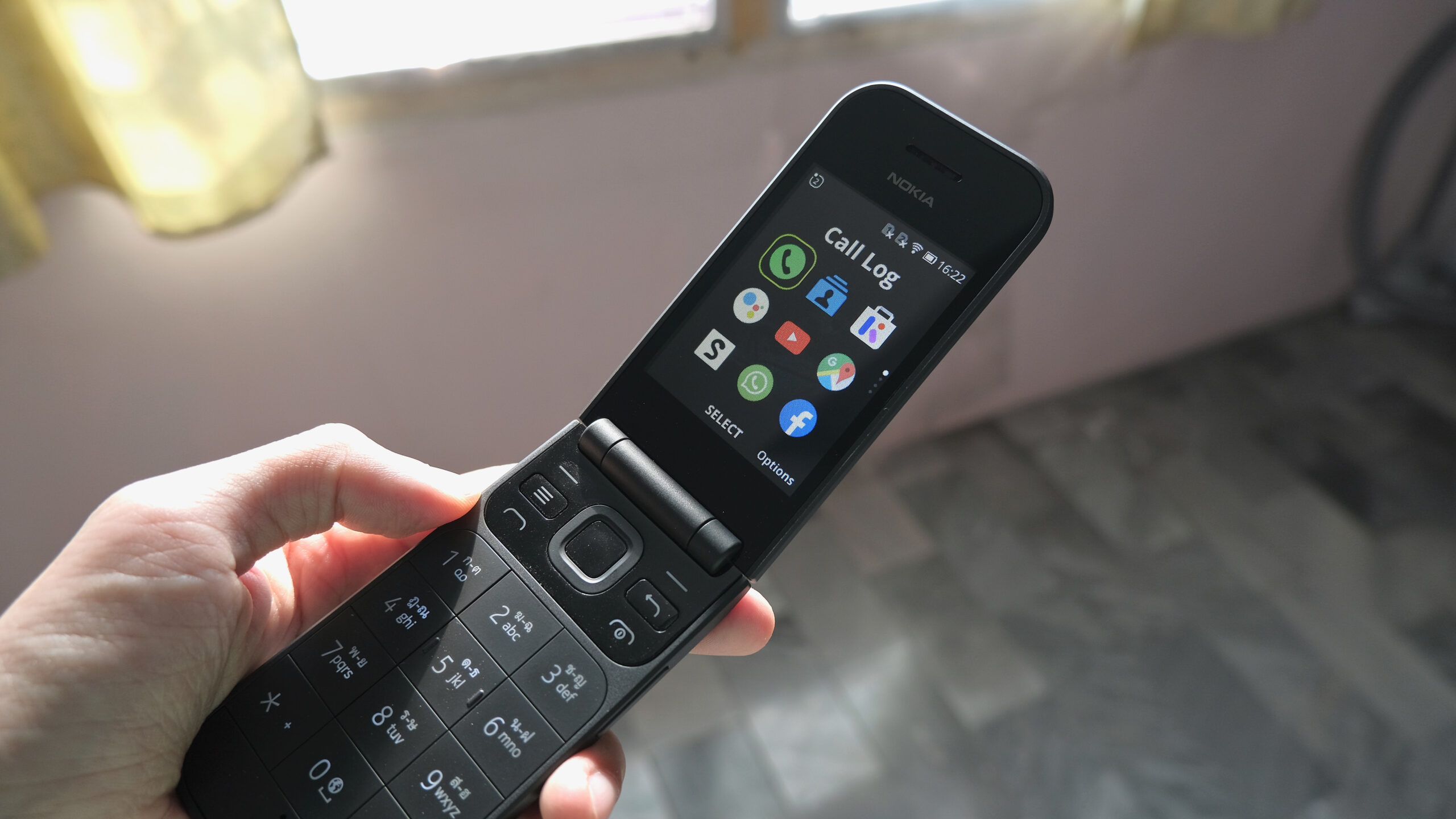 Top 5 Dumb Phones For Kids: Safe, Simple, And Perfect For Staying In Touch Dumb phone, flip phone