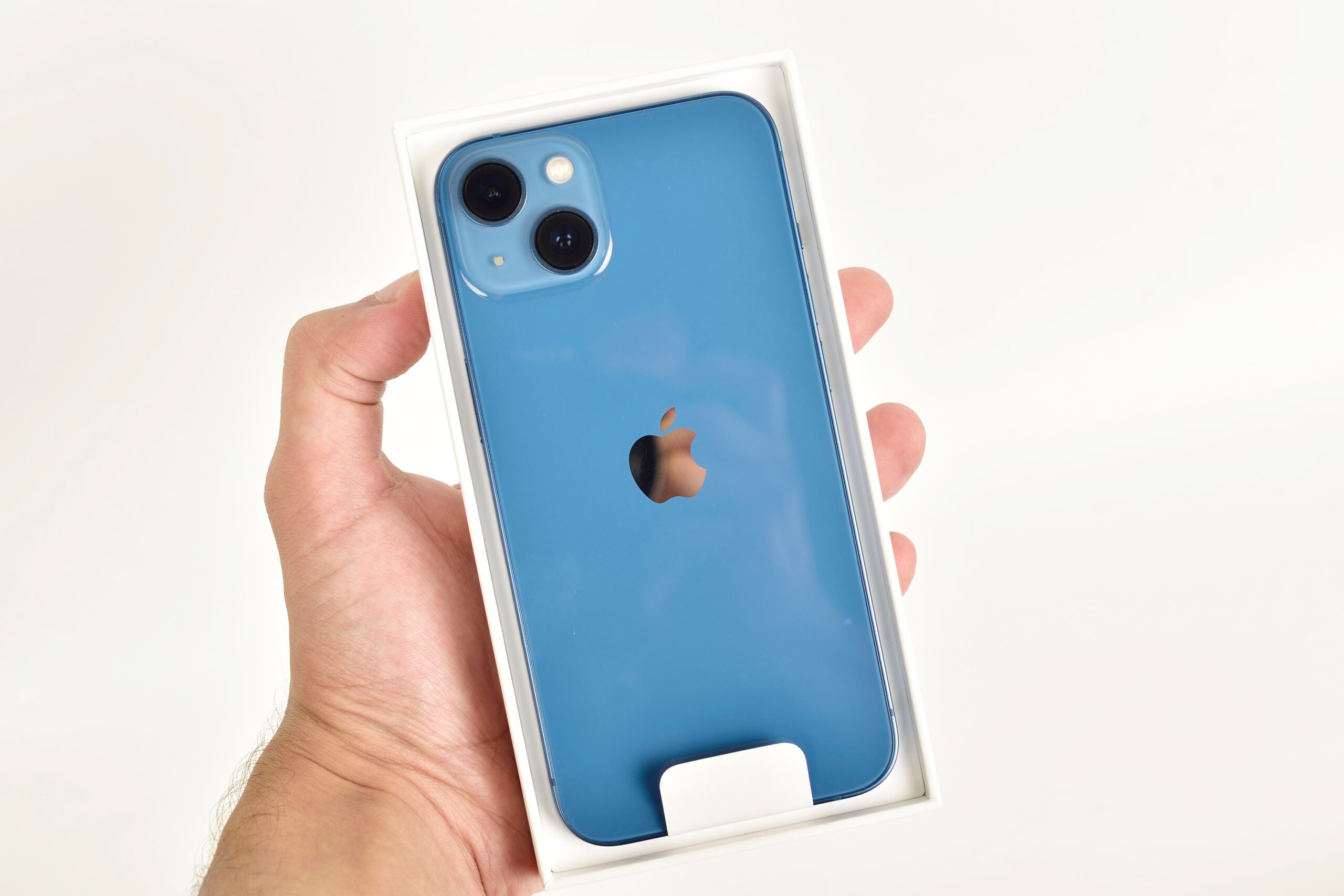 Can You Tell The Difference Between Brand-New And Like-New? Like-new iphone, out the box